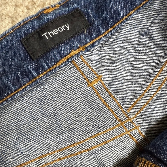 Theory Cropped Cigarette Jeans Size 25 Raw Hem Mid Rise Stretch Denim - Picture 6 of 6